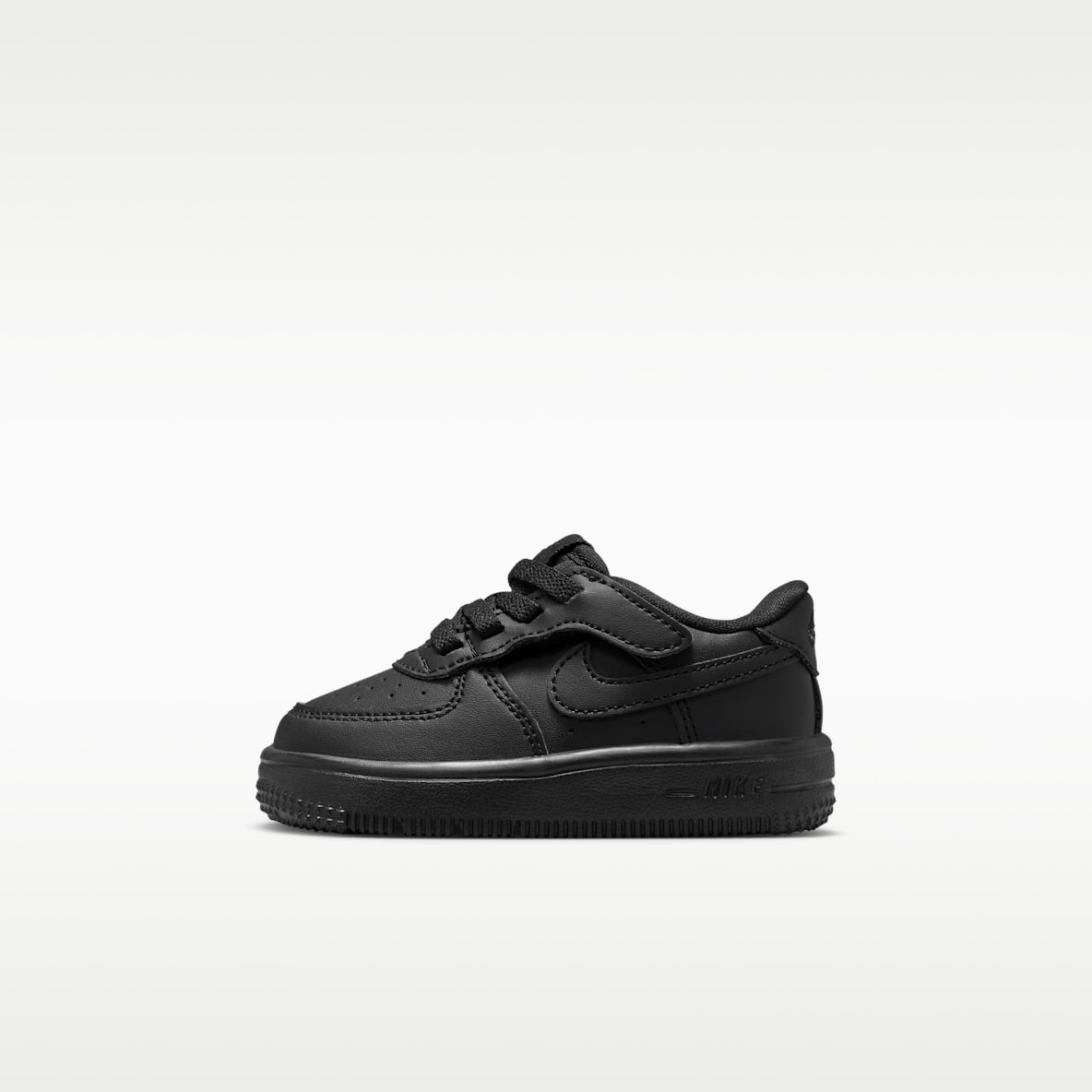 Black Air Force 1 Low Top Shoes. Nike.com